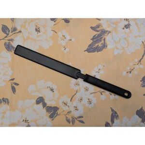 Calphalon Nylon Serrated Cake Pie Server Slicer Black Nonstick Safe Kitchen Tool